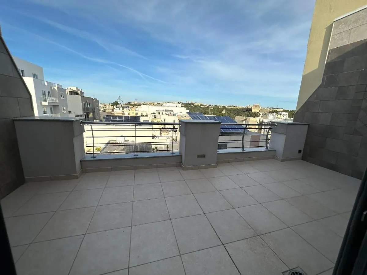 Marlev Duplex Penthouse Apartment Pieta
